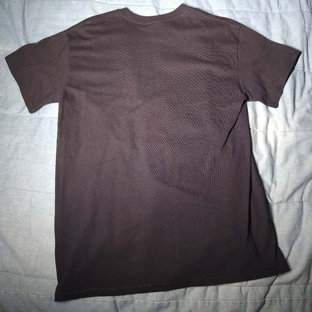 Graphic tee - Picture 3 of 3